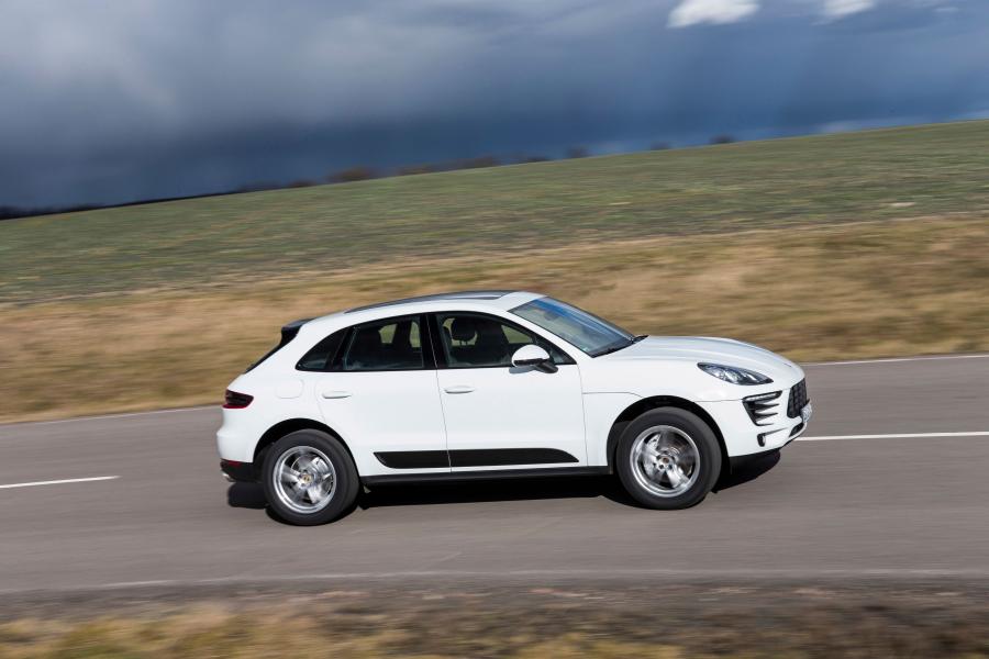 Porsche Macan S 2014 года  (фото 19 из 23)